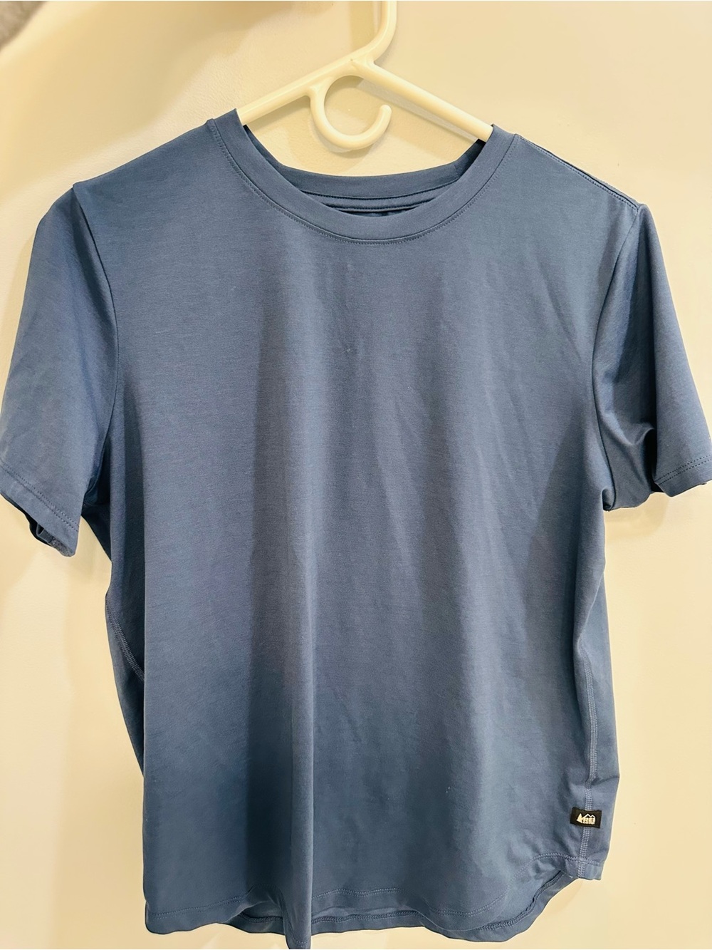 REI Women’s Short Sleeve Tee Medium Gray Blue Like New